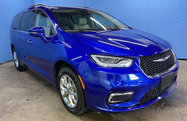 used 2021 Chrysler Pacifica car, priced at $28,539