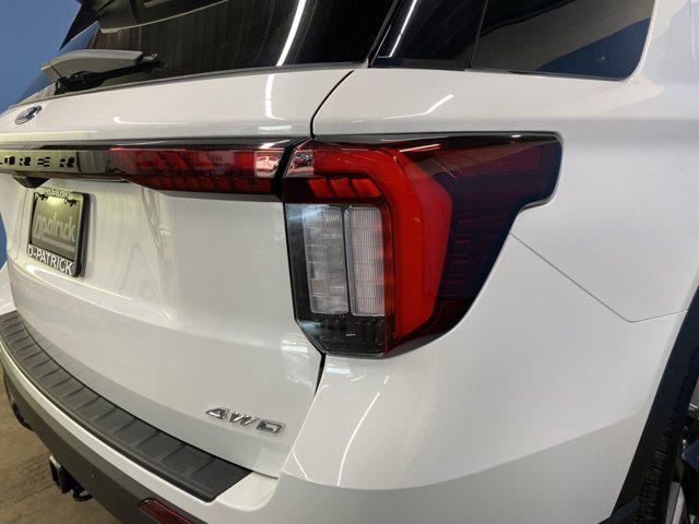 new 2025 Ford Explorer car, priced at $50,626