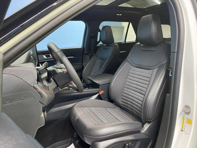 new 2025 Ford Explorer car, priced at $50,626