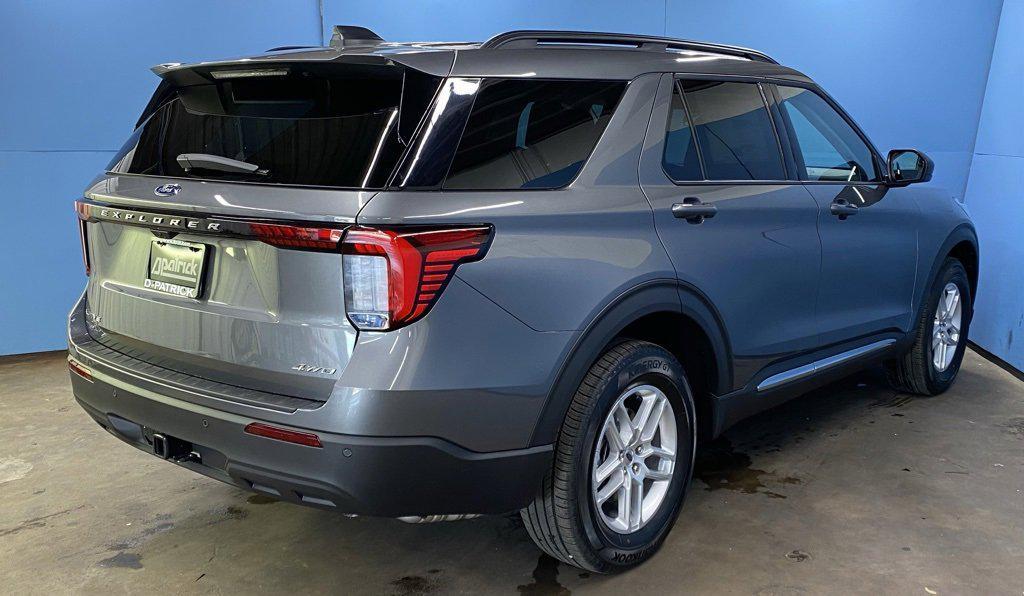 new 2025 Ford Explorer car, priced at $41,161