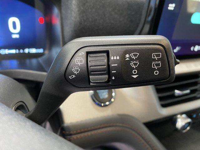 new 2025 Ford Explorer car, priced at $41,099
