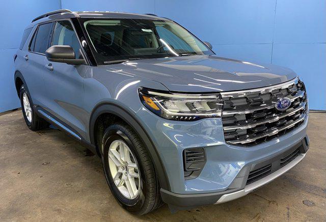 new 2025 Ford Explorer car, priced at $41,099