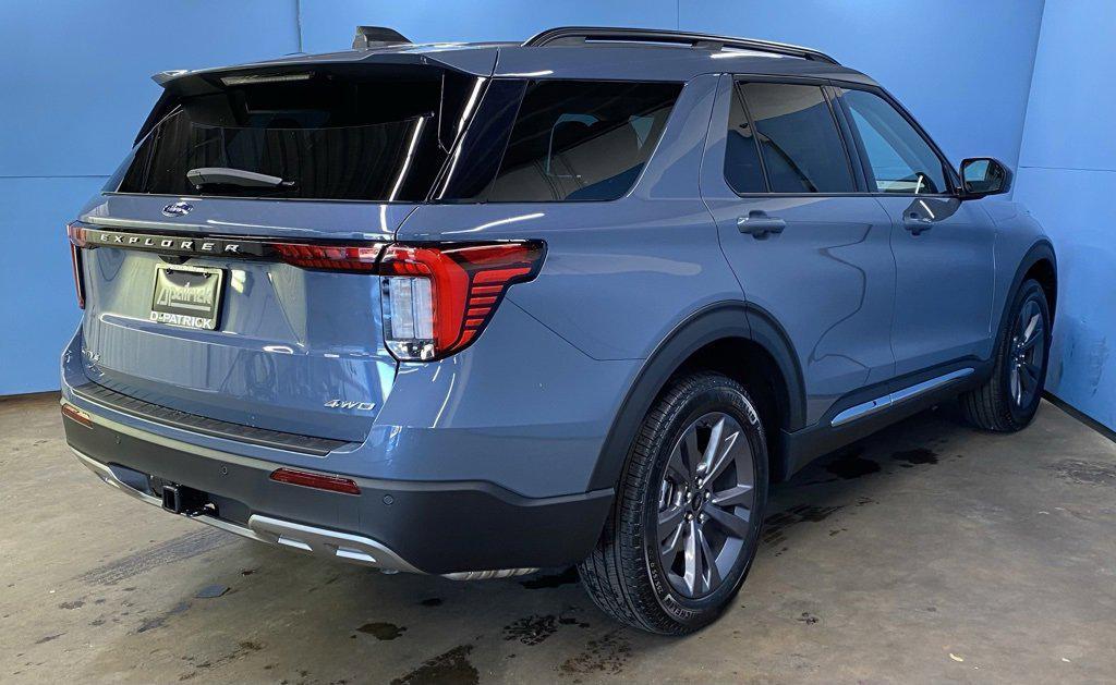 new 2025 Ford Explorer car, priced at $47,838