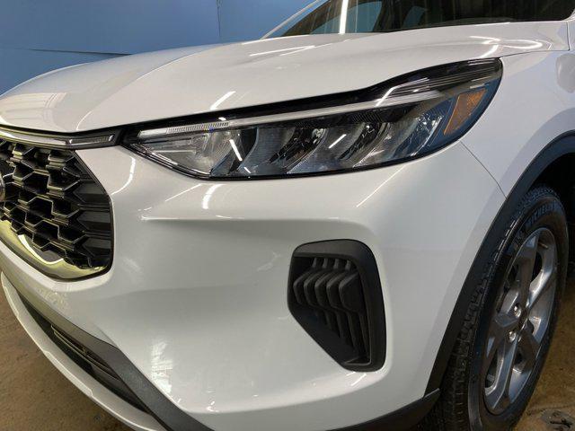 new 2025 Ford Escape car, priced at $31,767