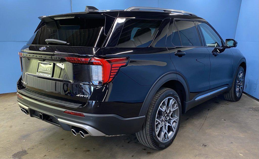 new 2025 Ford Explorer car, priced at $57,624