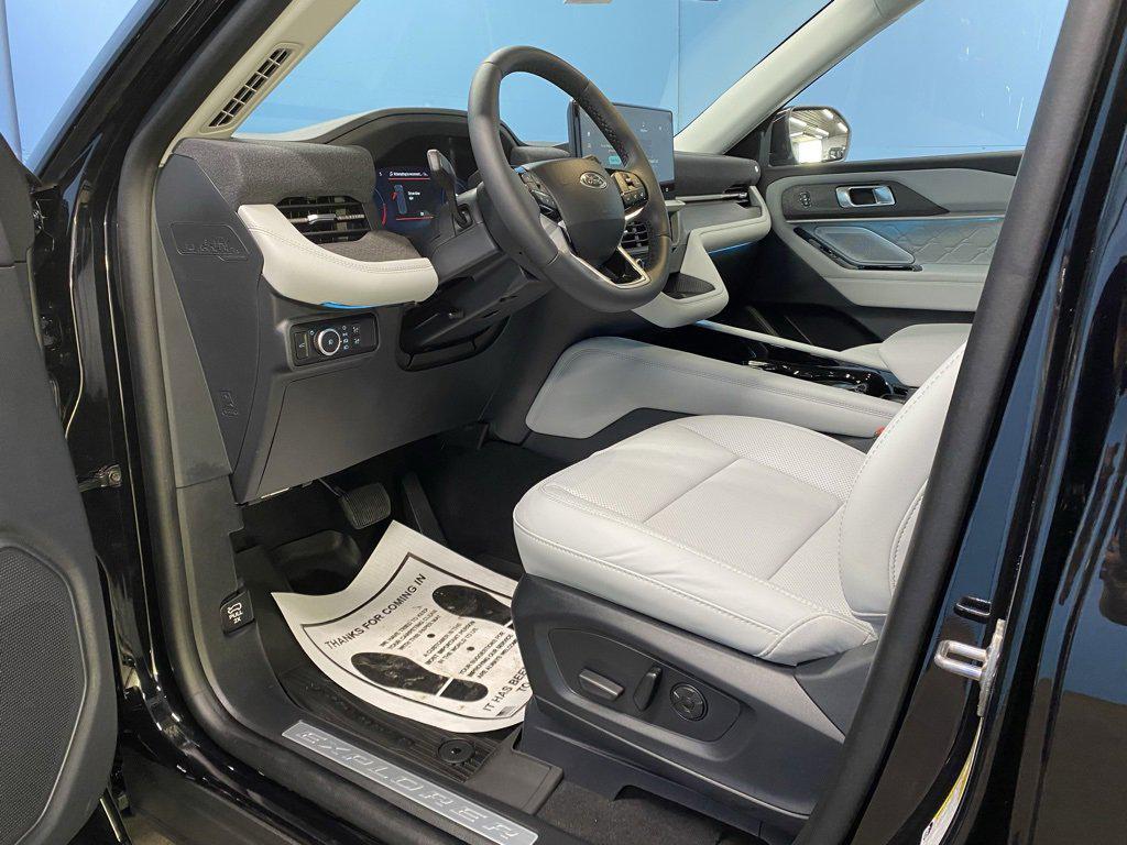 new 2025 Ford Explorer car, priced at $57,624