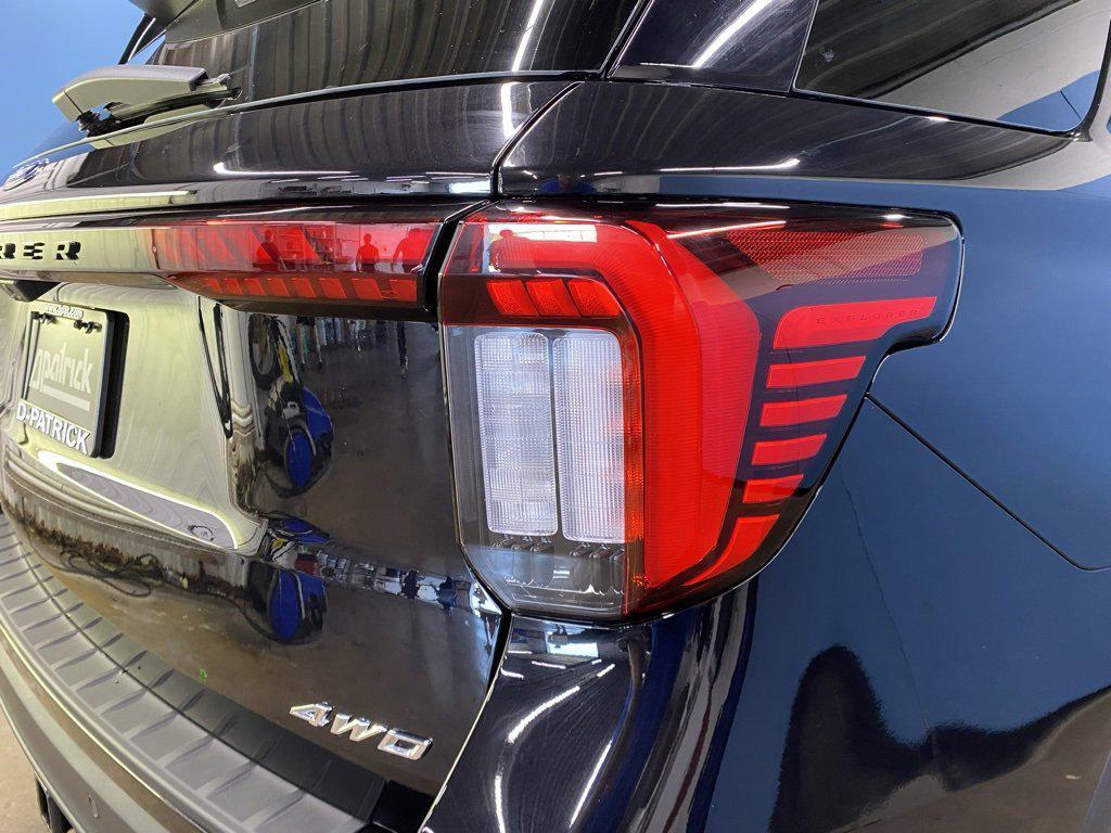 new 2025 Ford Explorer car, priced at $57,624