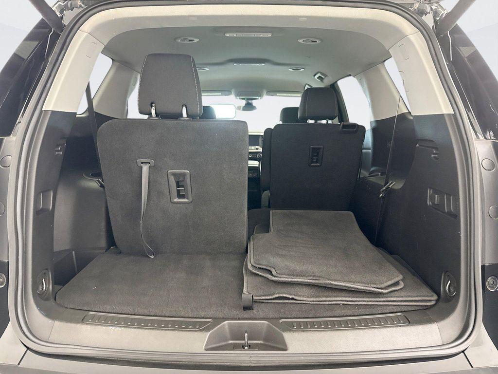 used 2023 GMC Acadia car, priced at $31,199