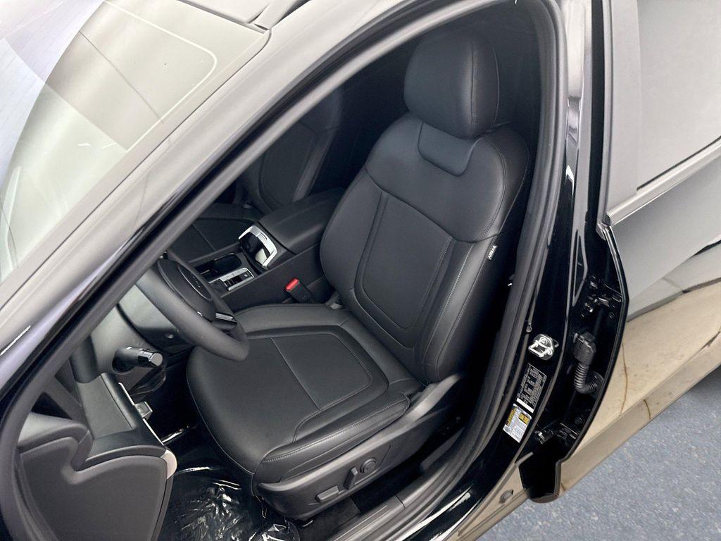used 2025 Hyundai SANTA CRUZ car, priced at $29,498