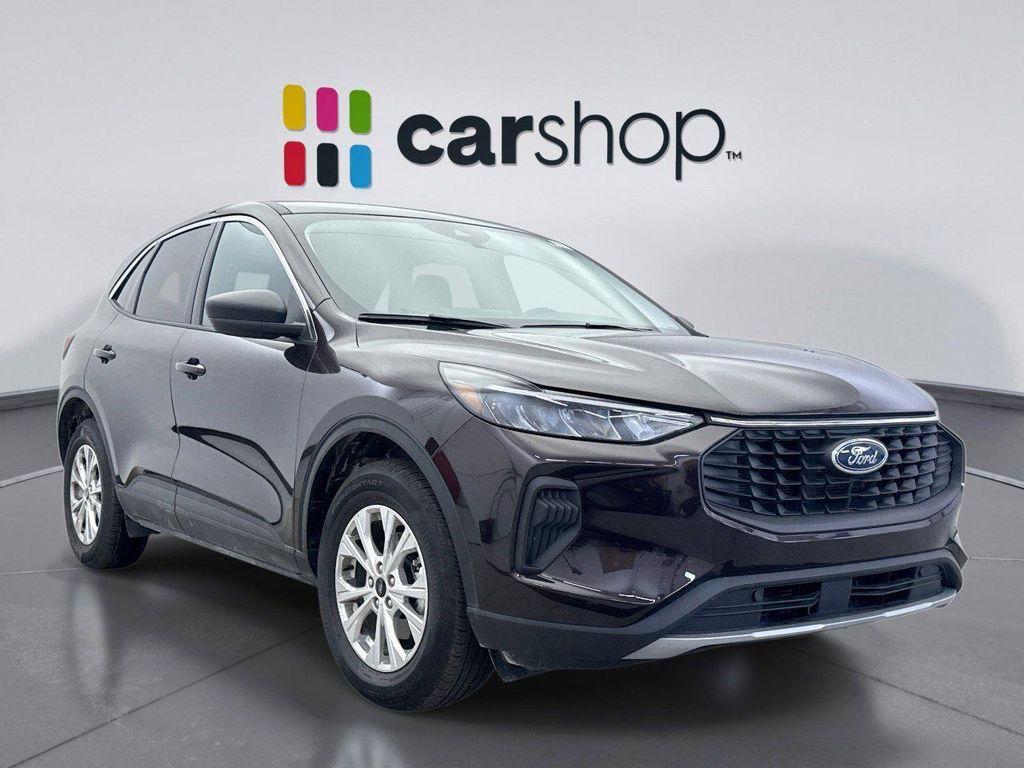 used 2023 Ford Escape car, priced at $23,500