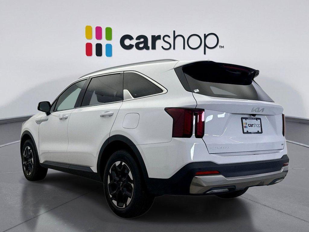 used 2024 Kia Sorento car, priced at $28,299
