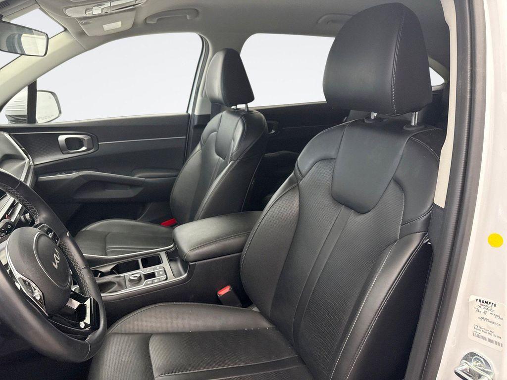 used 2024 Kia Sorento car, priced at $28,299