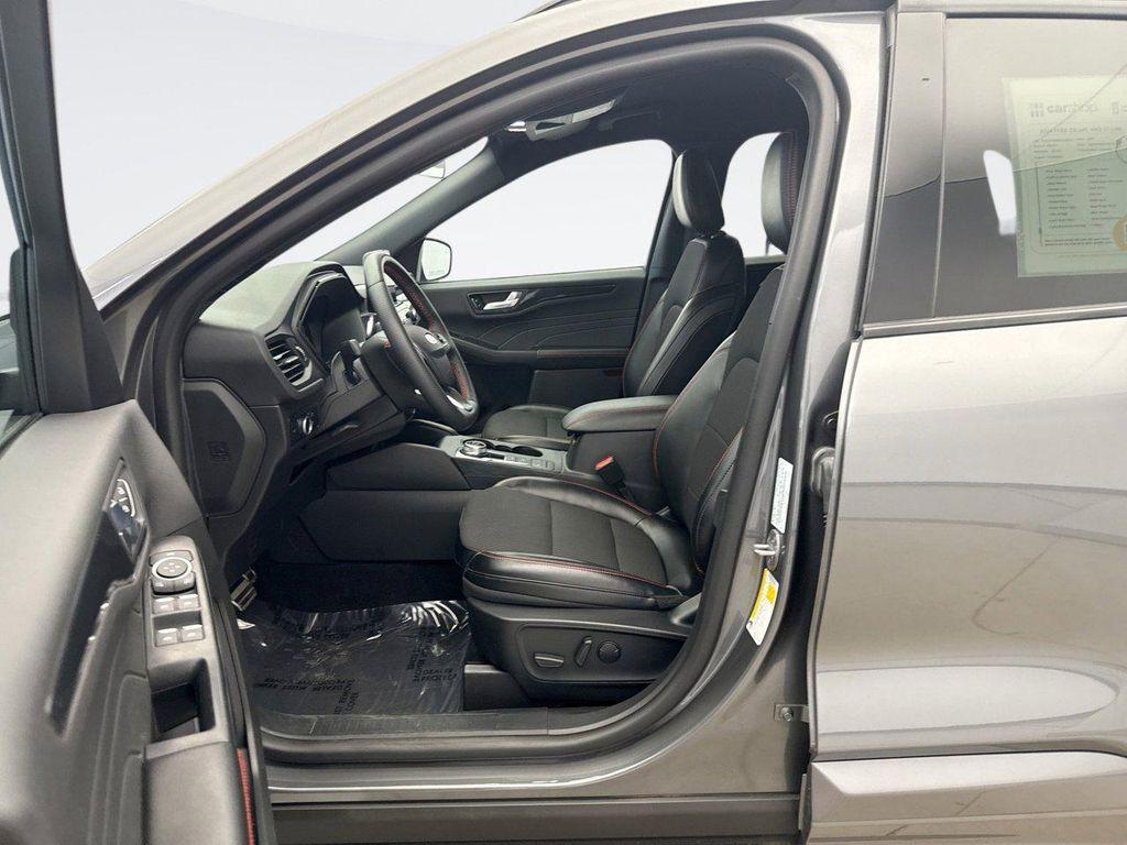 used 2024 Ford Escape car, priced at $23,497
