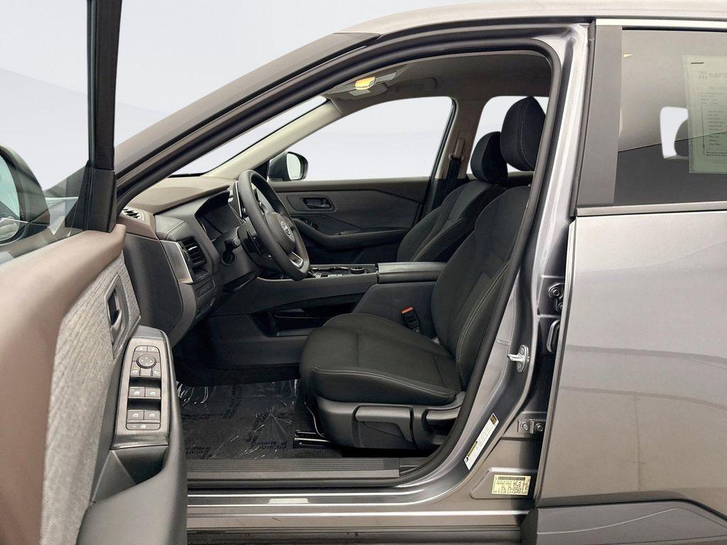 used 2023 Nissan Rogue car, priced at $22,699