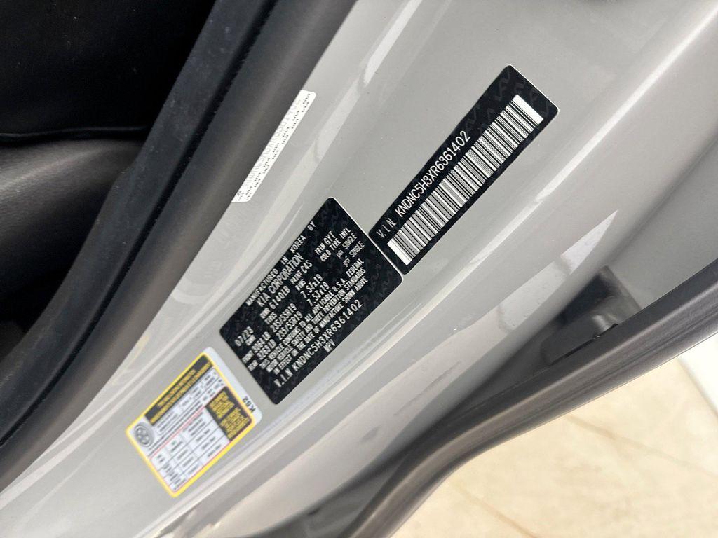 used 2024 Kia Carnival car, priced at $35,799