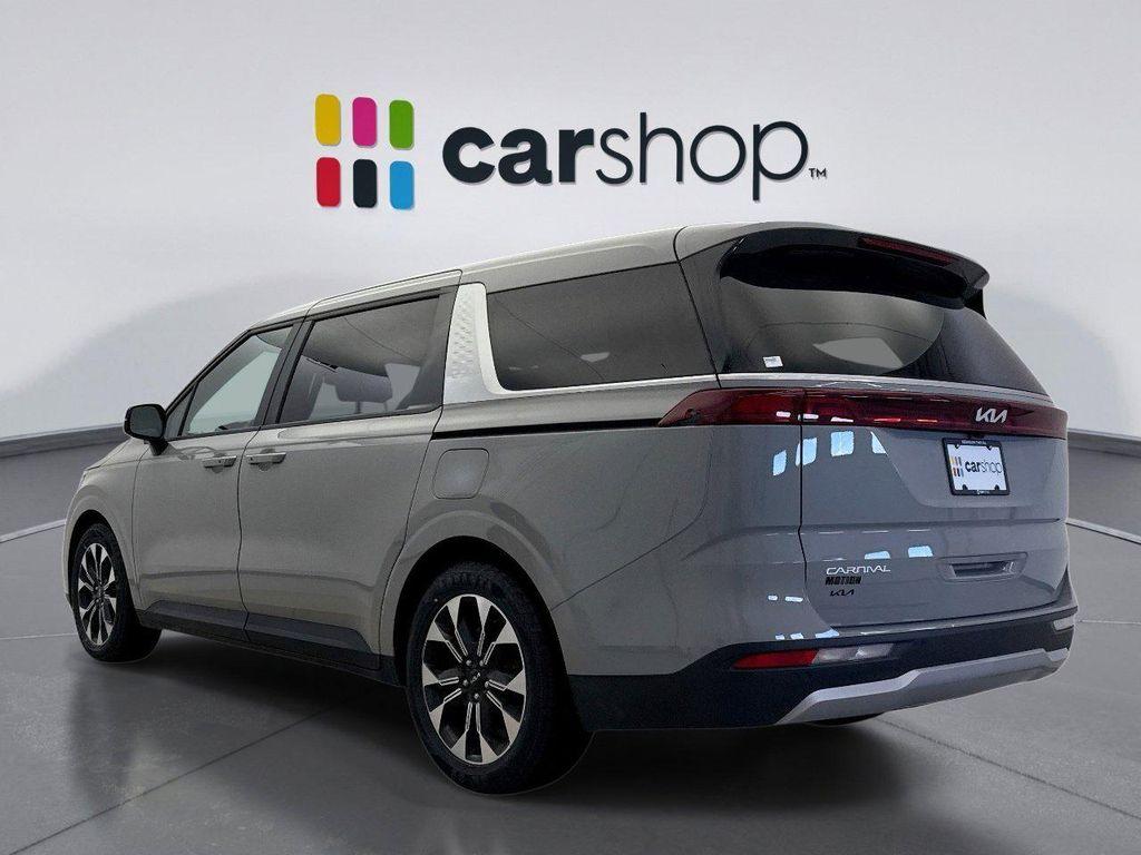 used 2024 Kia Carnival car, priced at $35,799