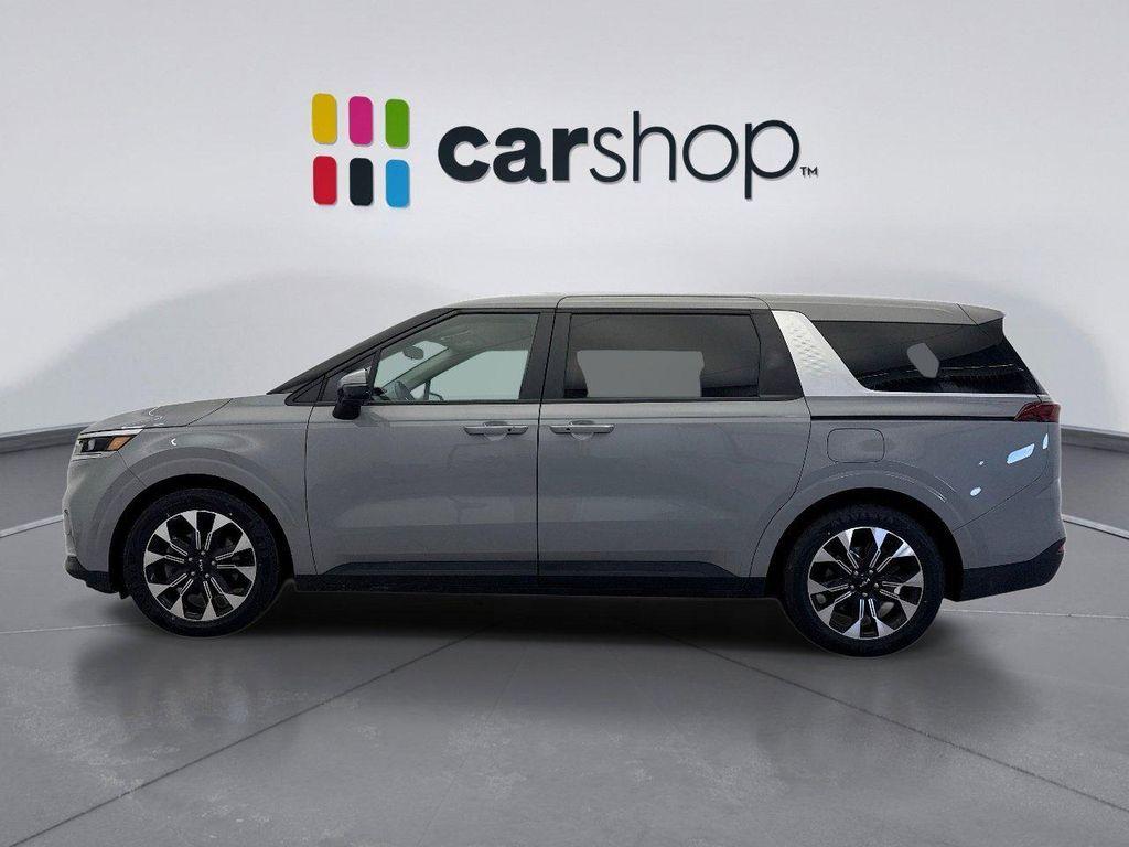 used 2024 Kia Carnival car, priced at $35,799
