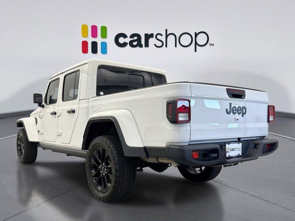 used 2025 Jeep Gladiator car, priced at $38,599