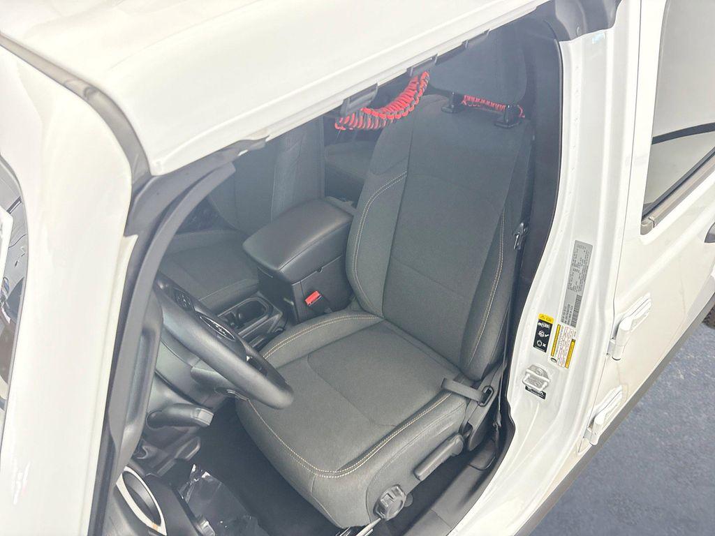 used 2025 Jeep Gladiator car, priced at $38,599