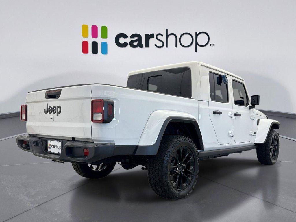 used 2025 Jeep Gladiator car, priced at $38,599