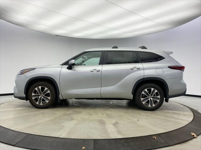 used 2024 Toyota Highlander car, priced at $42,499