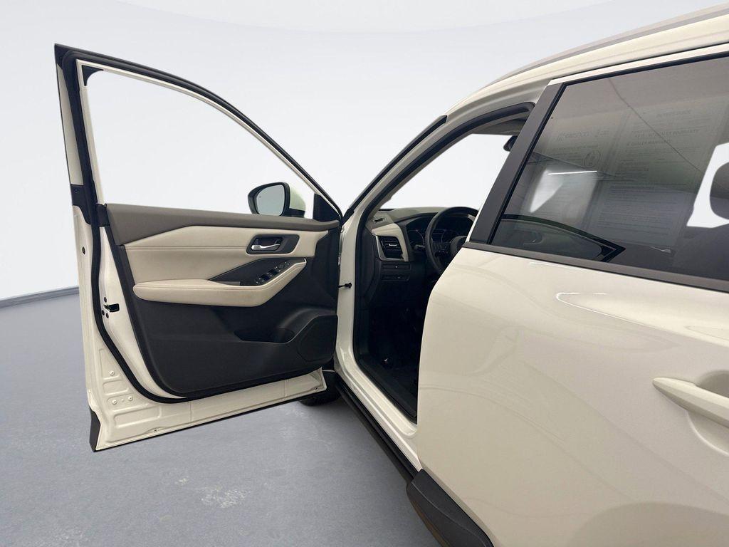 used 2023 Nissan Rogue car, priced at $26,199