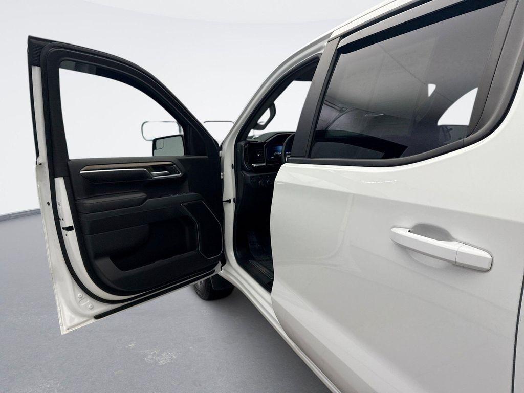 used 2022 Chevrolet Silverado 1500 car, priced at $34,698