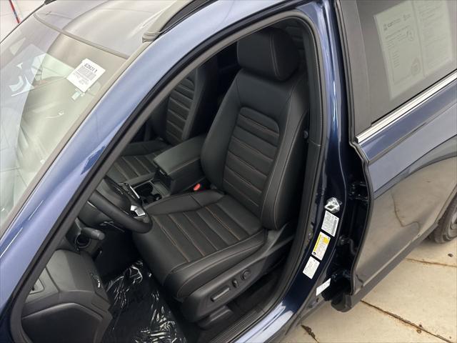 used 2025 Honda CR-V Hybrid car, priced at $39,499