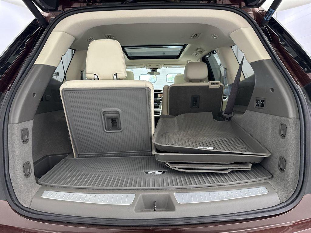 used 2022 Cadillac XT6 car, priced at $35,598