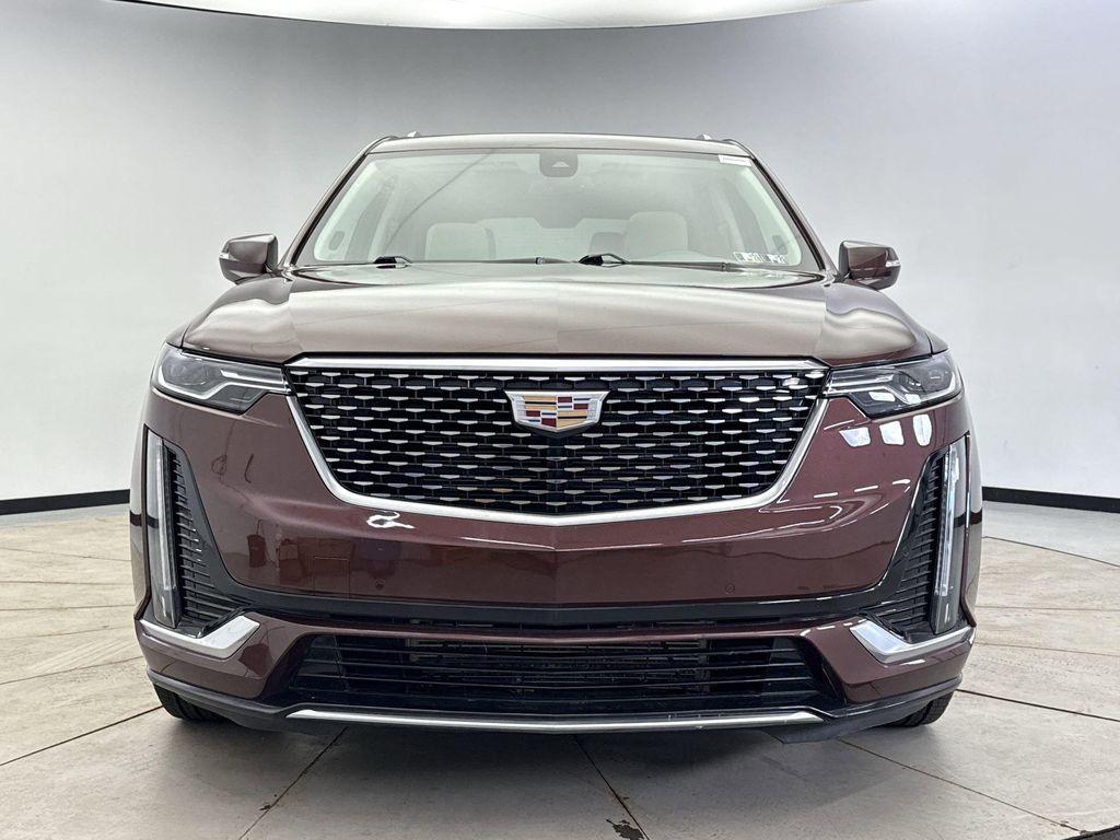 used 2022 Cadillac XT6 car, priced at $35,598