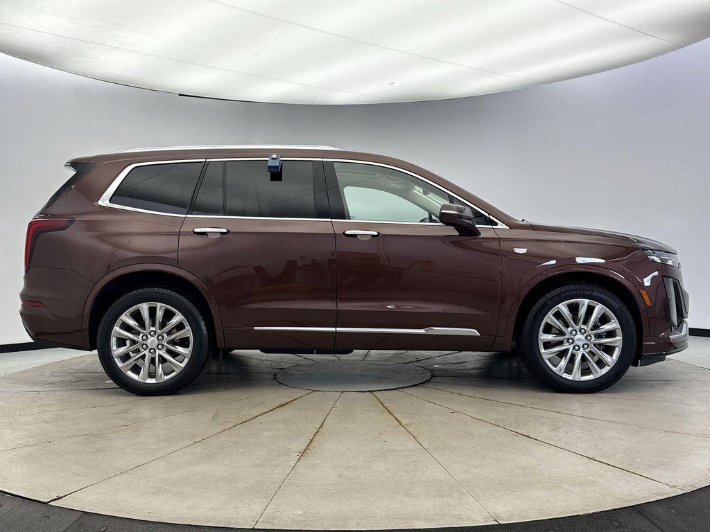 used 2022 Cadillac XT6 car, priced at $35,598