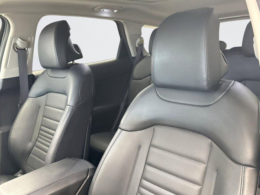 used 2023 Kia Sportage Hybrid car, priced at $28,900