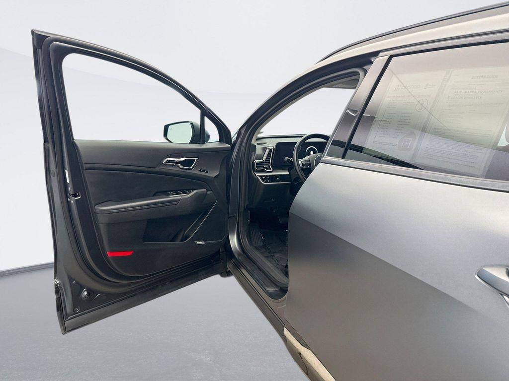used 2023 Kia Sportage Hybrid car, priced at $27,998