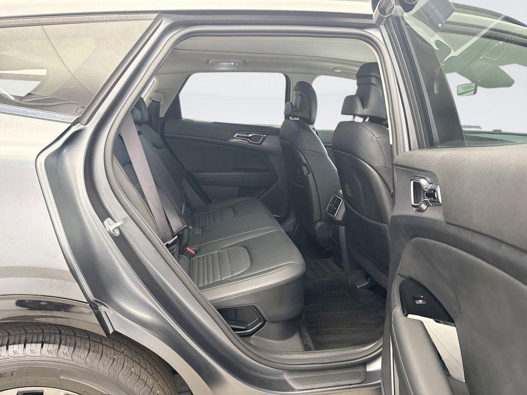 used 2023 Kia Sportage Hybrid car, priced at $27,998