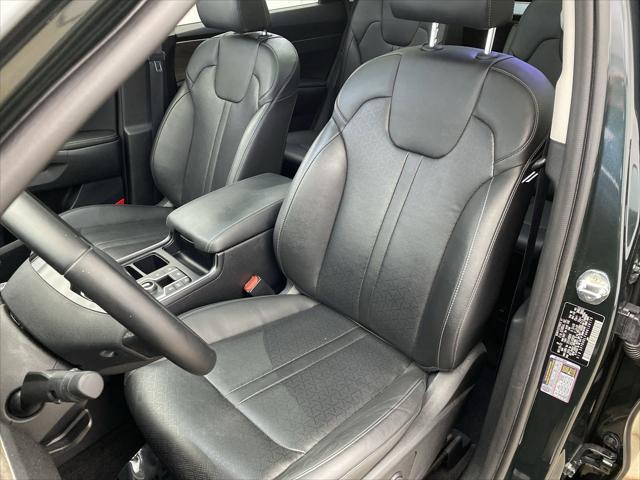 used 2022 Kia Sorento car, priced at $31,199