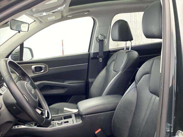 used 2022 Kia Sorento car, priced at $31,599
