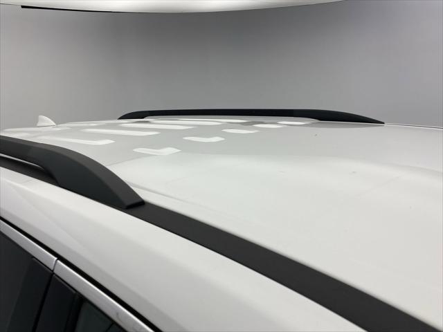 used 2022 Chevrolet Traverse car, priced at $31,499