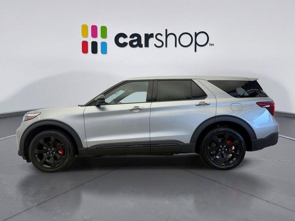 used 2022 Ford Explorer car, priced at $38,999