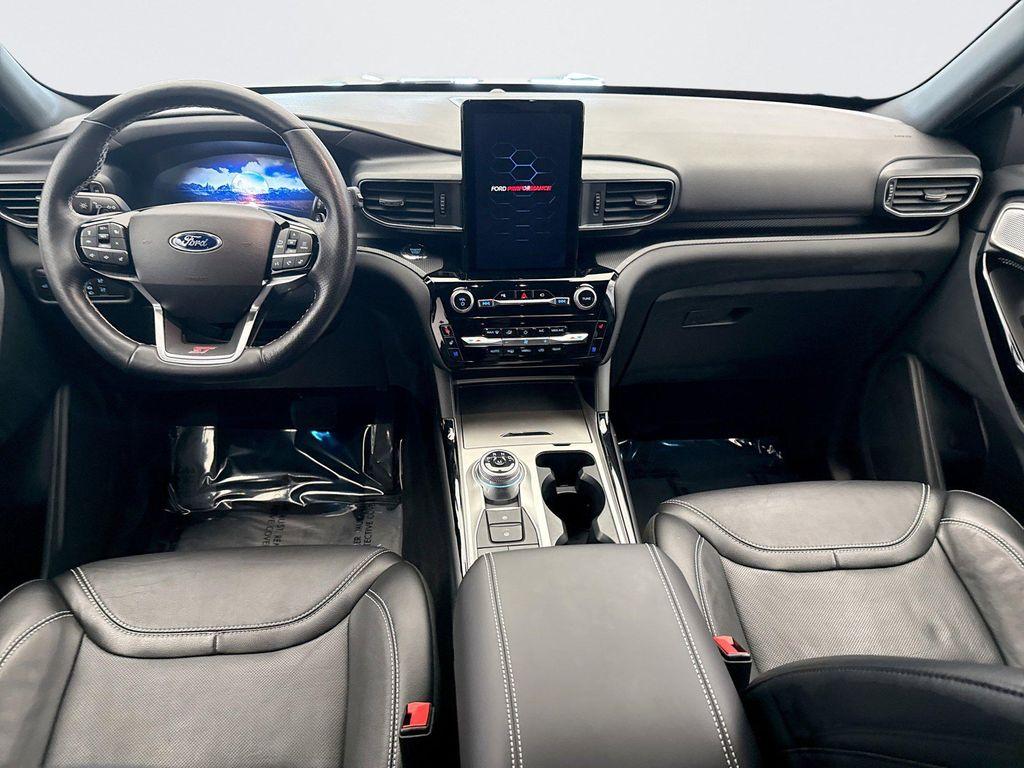 used 2022 Ford Explorer car, priced at $38,999