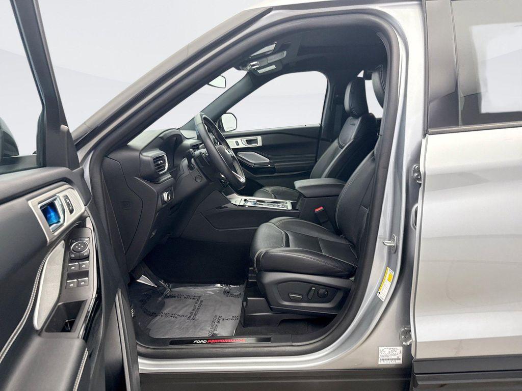 used 2022 Ford Explorer car, priced at $38,999
