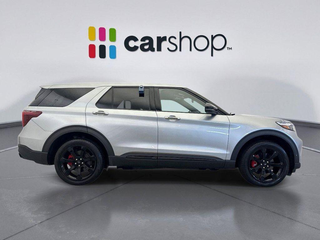 used 2022 Ford Explorer car, priced at $38,999