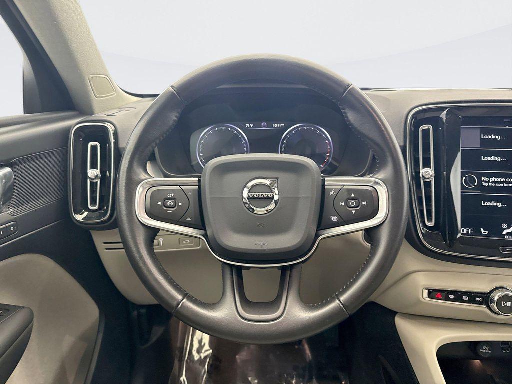 used 2020 Volvo XC40 car, priced at $27,649