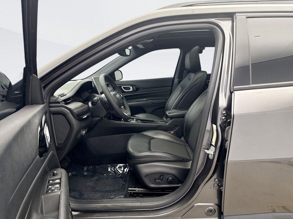 used 2023 Jeep Compass car, priced at $23,399