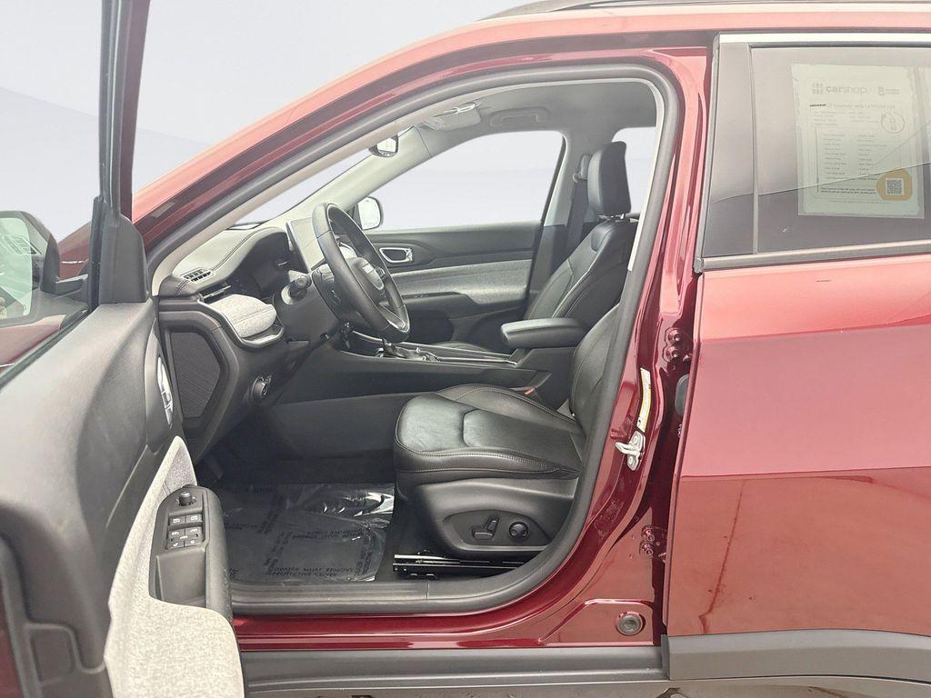 used 2022 Jeep Compass car, priced at $22,699