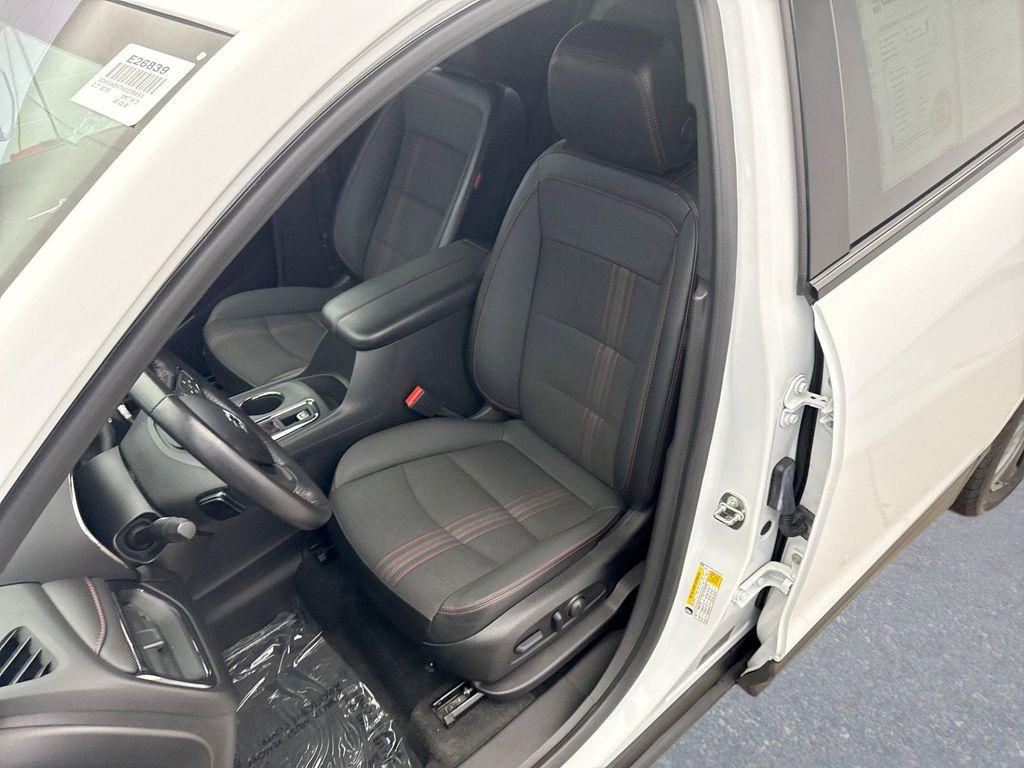 used 2022 Chevrolet Equinox car, priced at $23,998