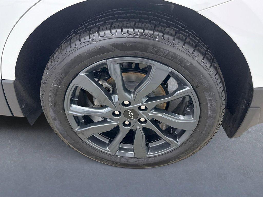 used 2022 Chevrolet Equinox car, priced at $23,998