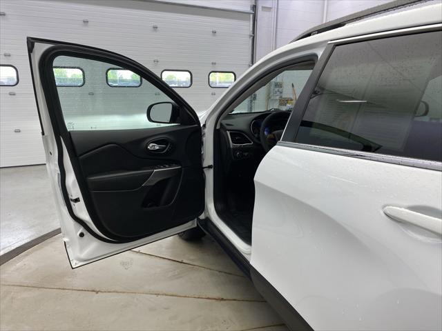 used 2022 Jeep Cherokee car, priced at $26,799