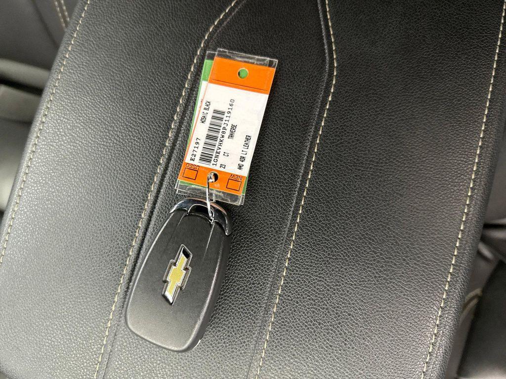 used 2023 Chevrolet Traverse car, priced at $32,699