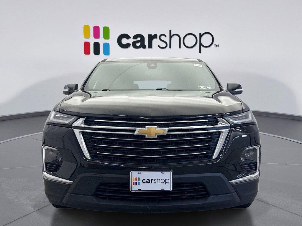 used 2023 Chevrolet Traverse car, priced at $31,599