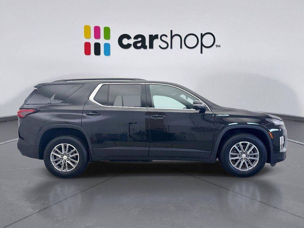 used 2023 Chevrolet Traverse car, priced at $31,599